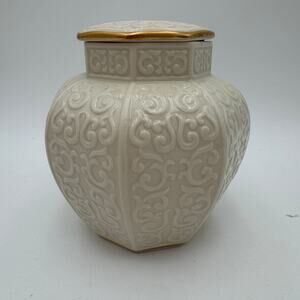 Vintage Ginger Jar Lenox Arabesque Collection Lidded 5 7/8"